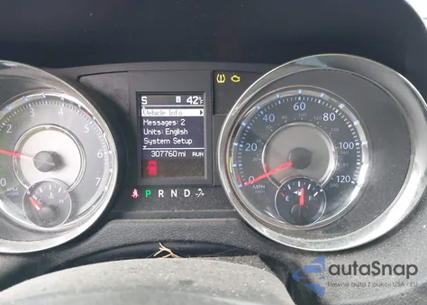 2013 Chrysler Town & Country Touring from USA, damaged, VIN 2C4RC1BG5DR797386